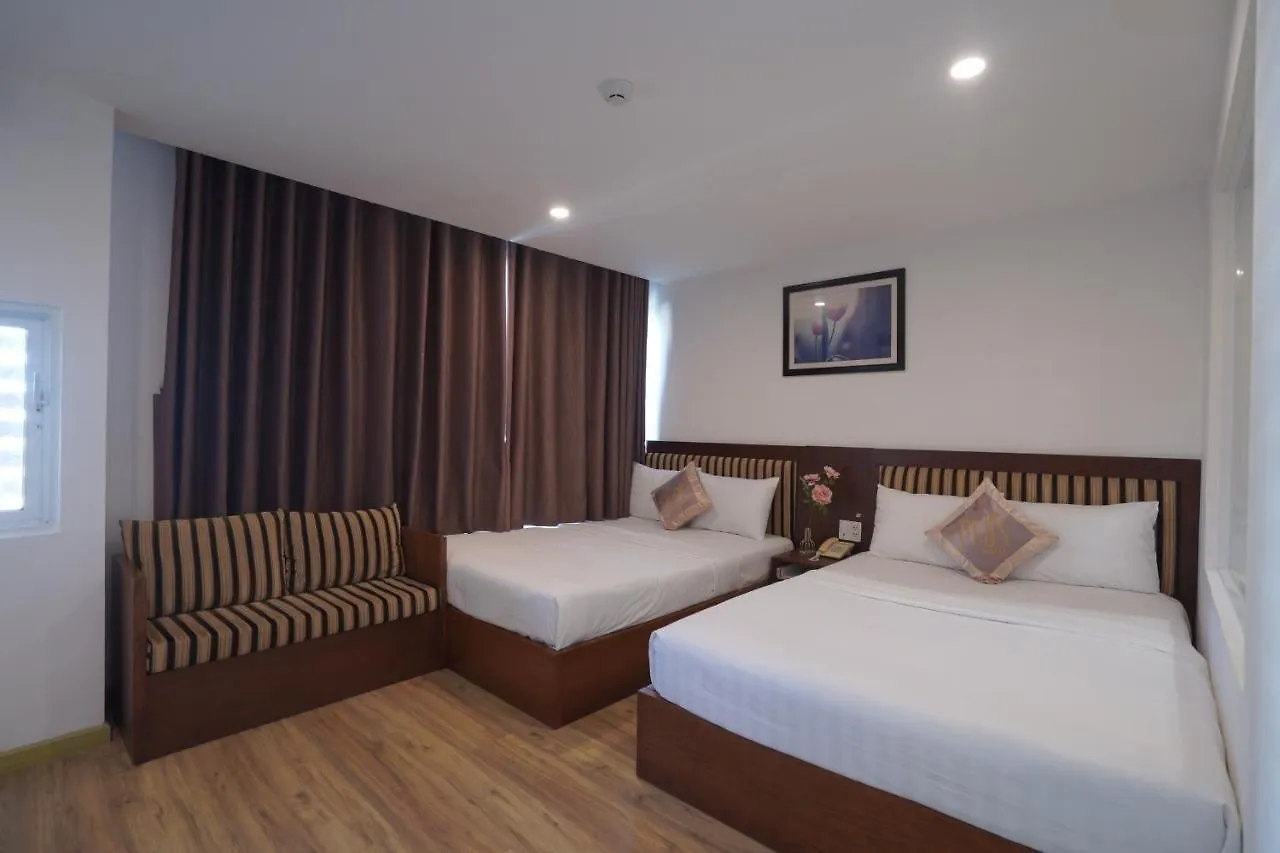 Eros Hotel Da Nang 2*,
