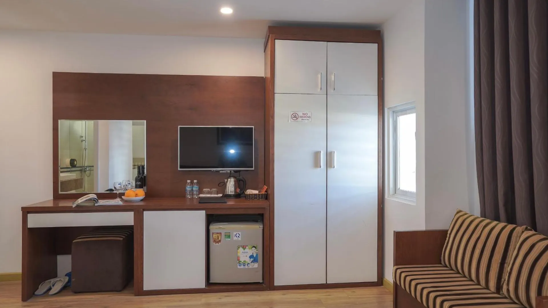 Eros Hotel Da Nang 2*,